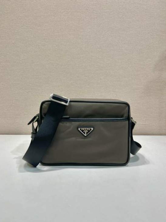 Picture of Prada Mens Bags _SKUfw221785561fw